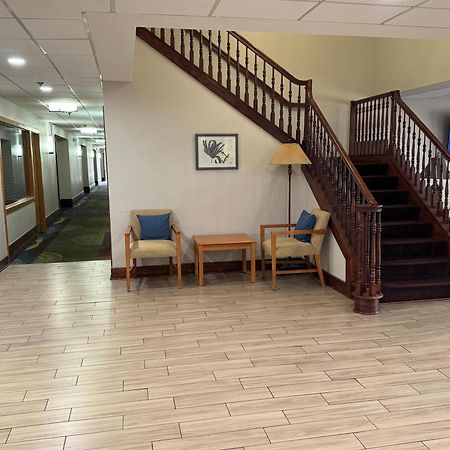 Baymont By Wyndham Mishawaka South Bend Area Hotell Exteriör bild