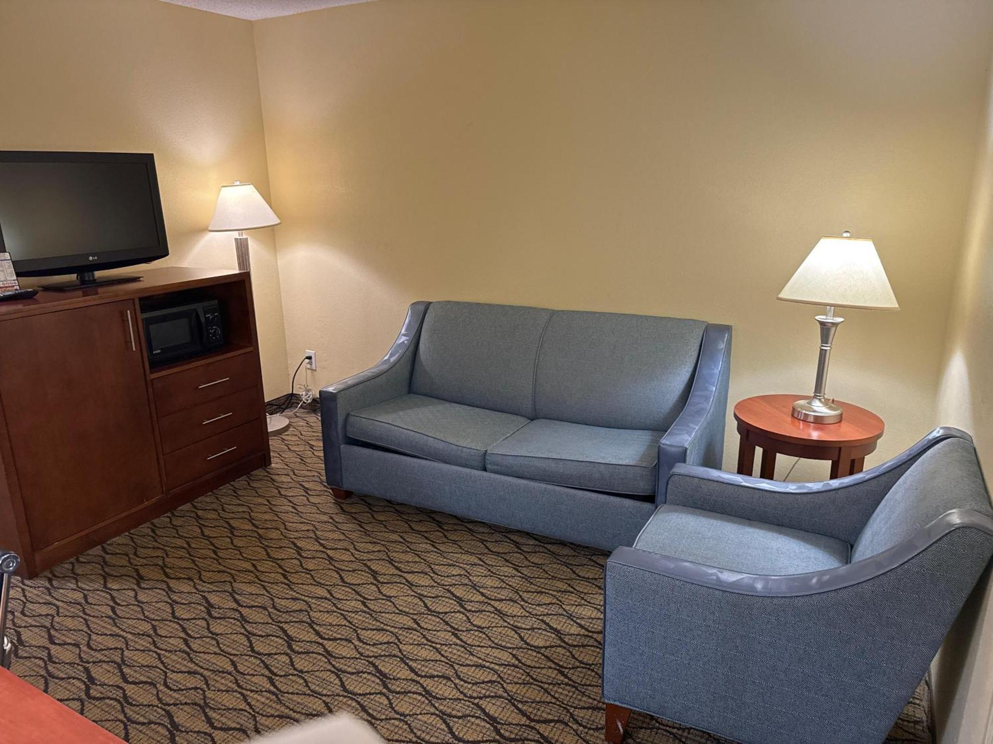 Baymont By Wyndham Mishawaka South Bend Area Hotell Exteriör bild